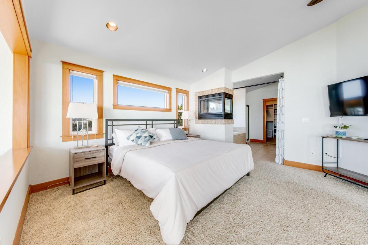 Villa Blue Wave Heights Lincoln City Exterior foto