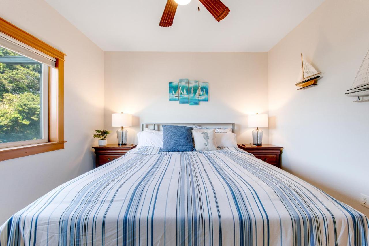 Villa Blue Wave Heights Lincoln City Exterior foto